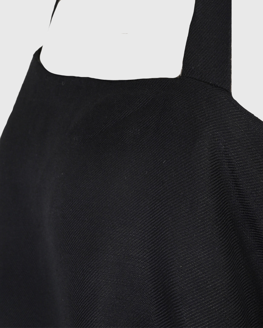 Atasan Tanpa Lengan | LRI2025 Stapless Flowy Top LWT-03 | Linen | Black | Lakon Indonesia