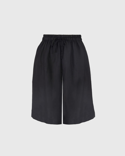 Celana Pendek | LRI2025 Flare Drawstring Short LR-07 | Linen | Black | Lakon Indonesia
