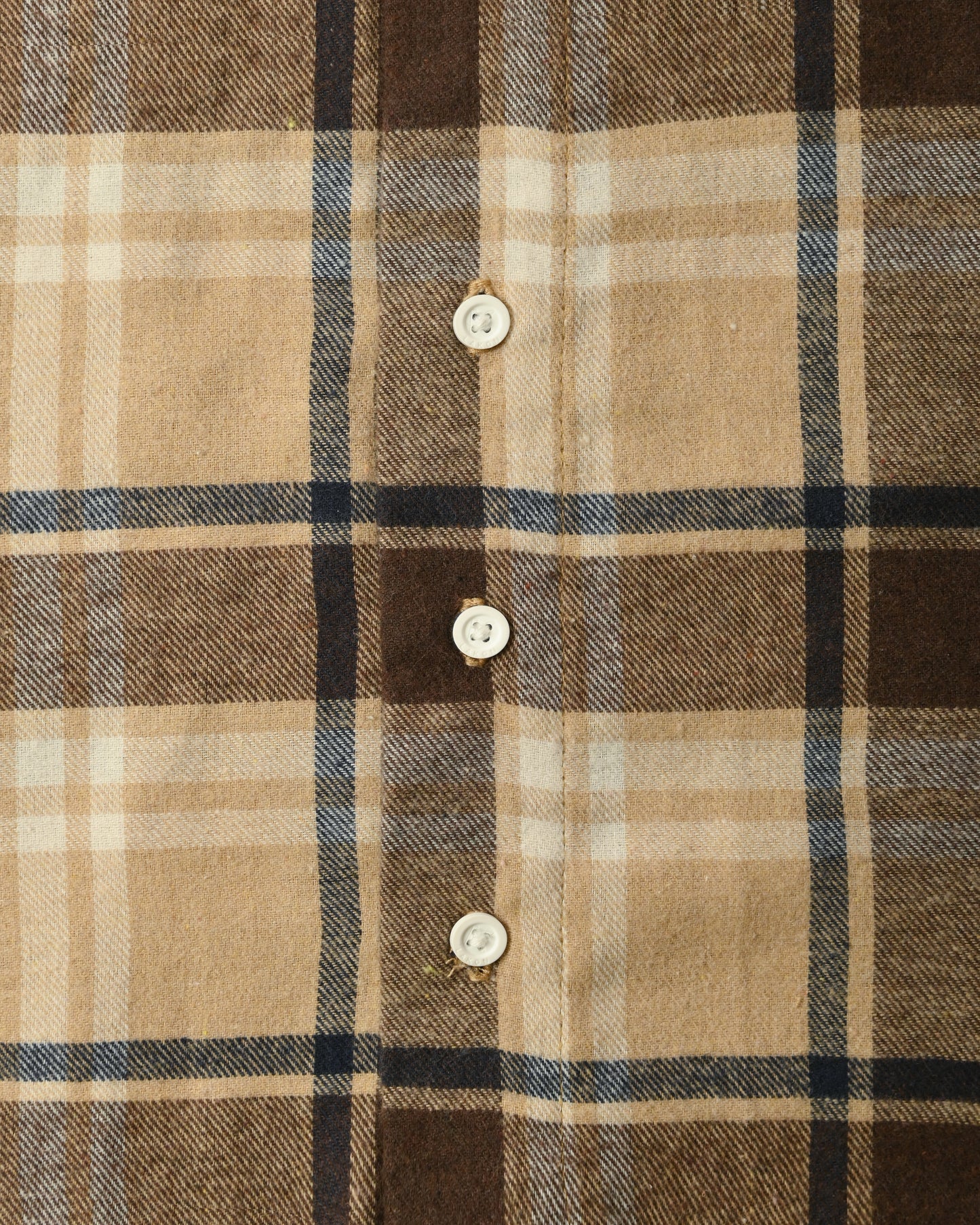 Kemeja Lengan Panjang | UR Stitched Basic Collar URT-01 | Khaki | Lakon Indonesia