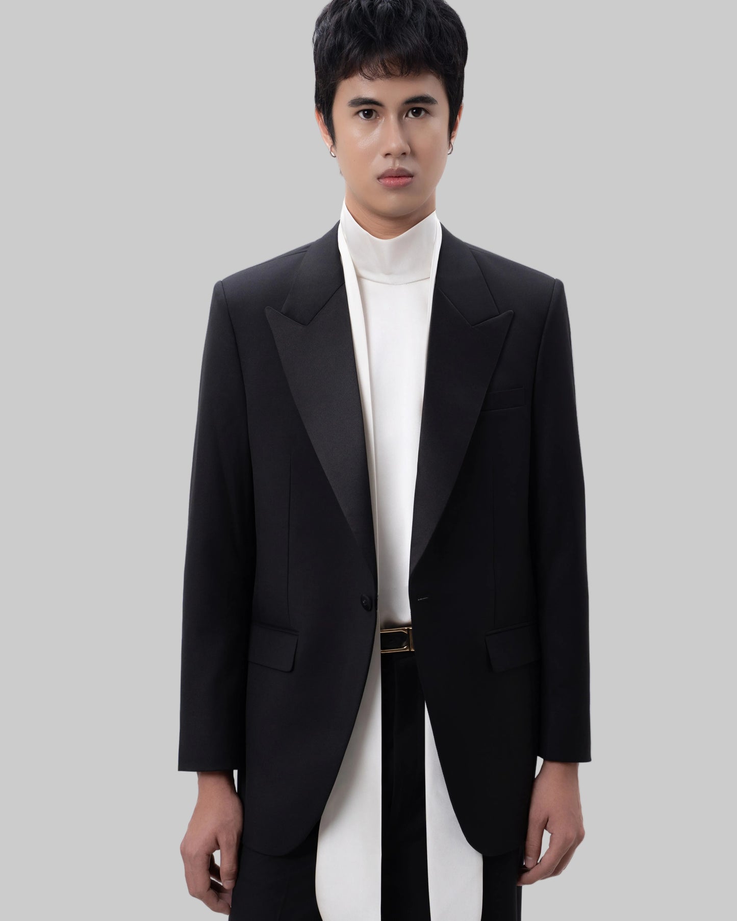 Satin Lapeled Black Tuxedo - Hartono Gan