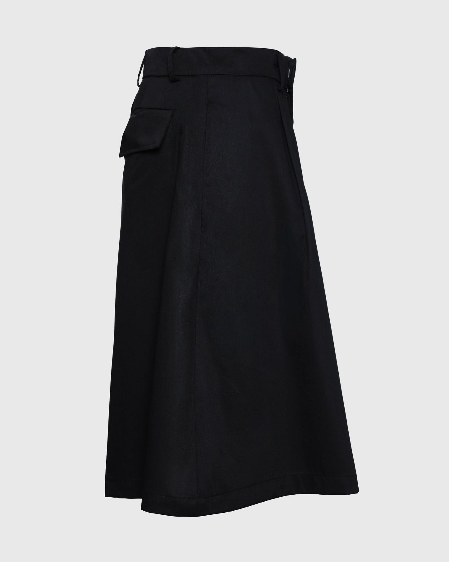 Lakon Celana Wanita Harsa Bermuda HRB-01