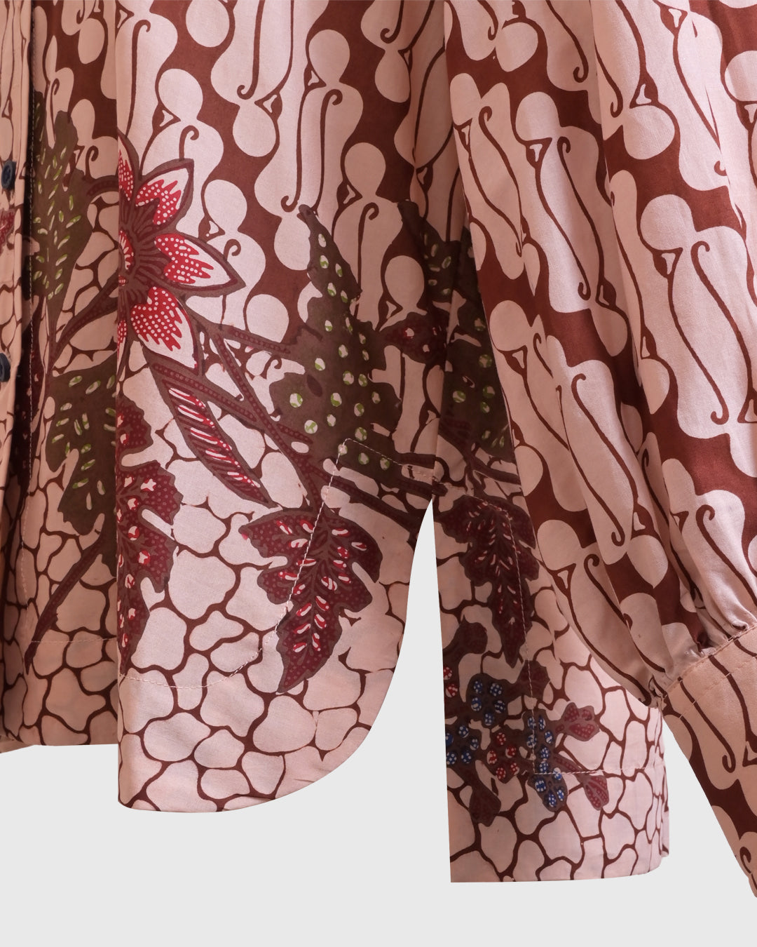 Lakon Indonesia - Sasmita Basic Shirt 3/4 Batik Parang Bunga - Kemeja Batik Wanita Atasan Tradisional