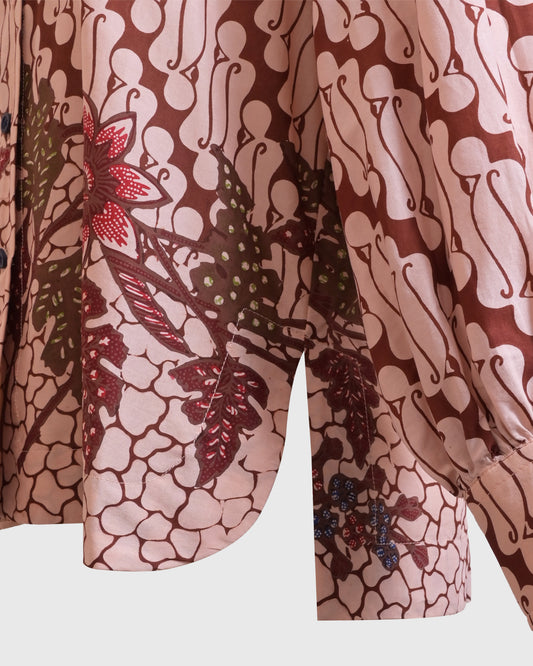 Lakon Indonesia - Sasmita Basic Shirt 3/4 Batik Parang Bunga - Kemeja Batik Wanita Atasan Tradisional